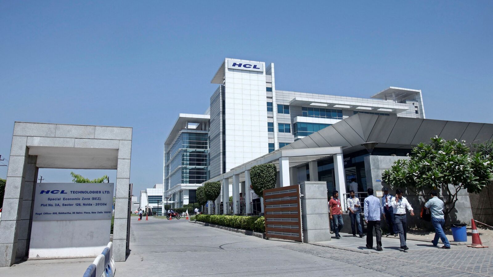 HCL Tech Q3 Results LIVE: Net profit jumps 5.5% to ₹4,591 crore, revenue up 5%