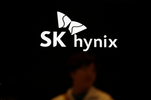 SK hynix poised to outperform Samsung with W8tr Q4 profit